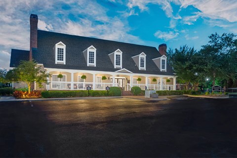 Carriage Homes at Wyndham leasing office