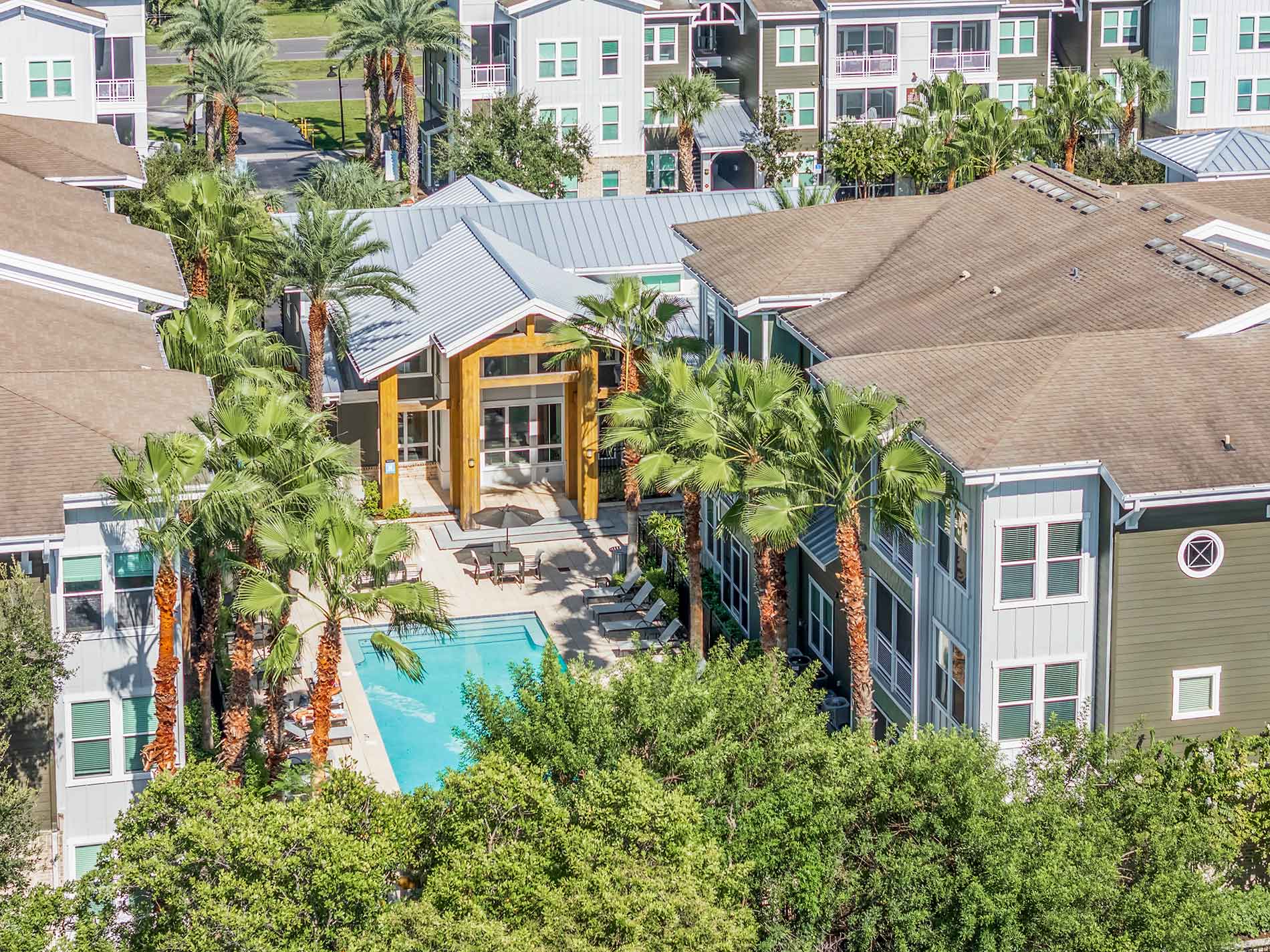 Preserve at Gateway aerial view of pool and building exterior