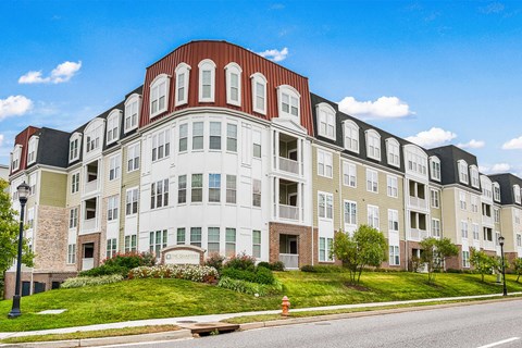 Quarters at towson town center building exterior