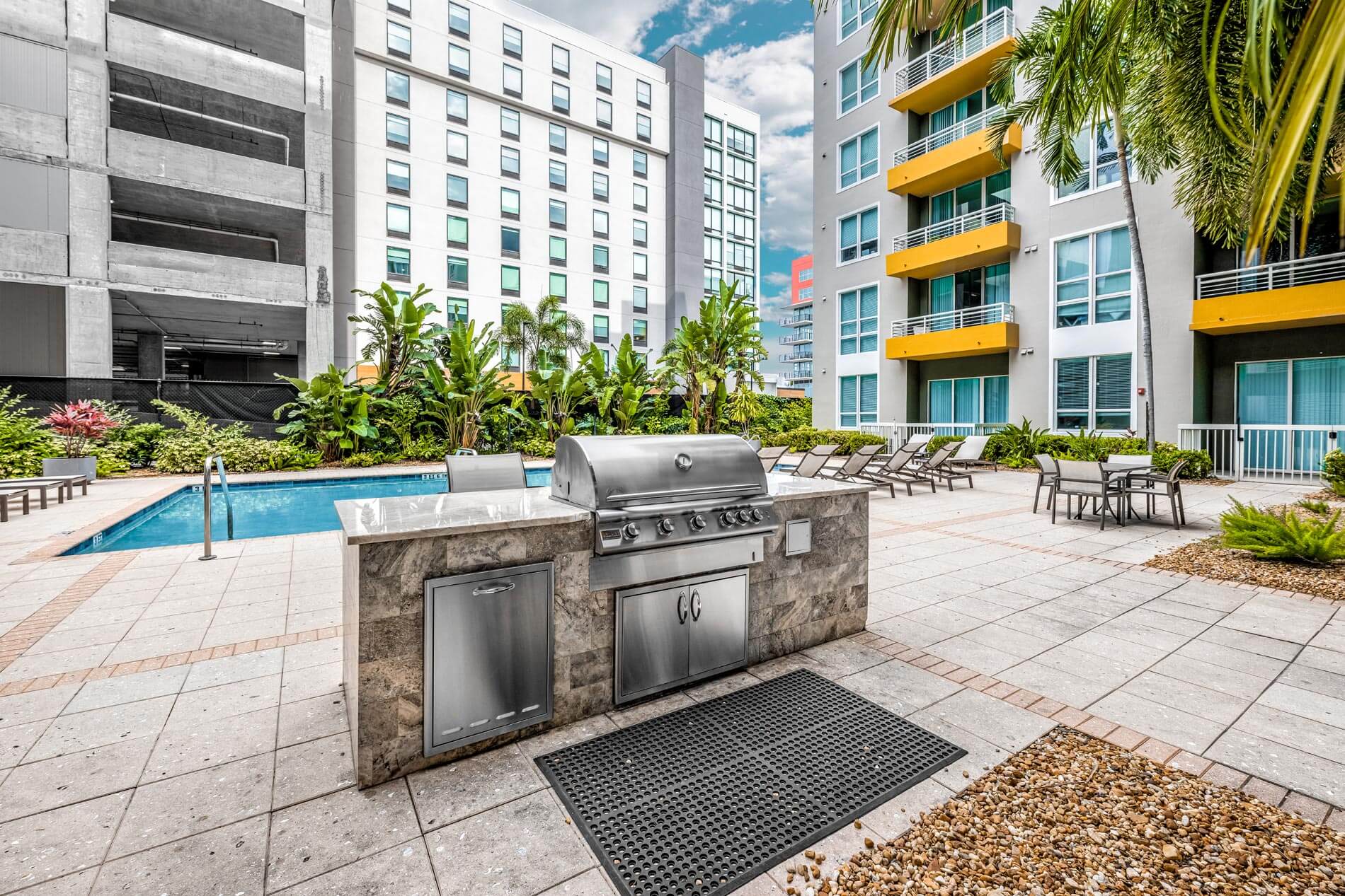 Slade at channelside grilling area and pool