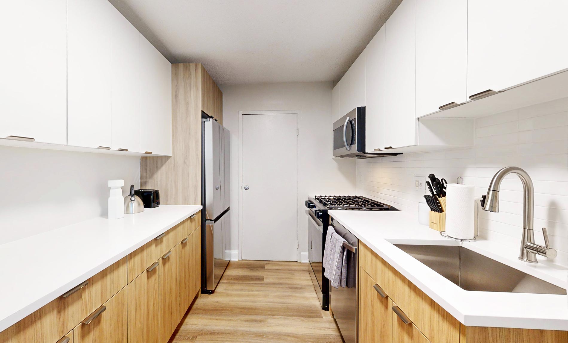 The Whitmore staged kitchen