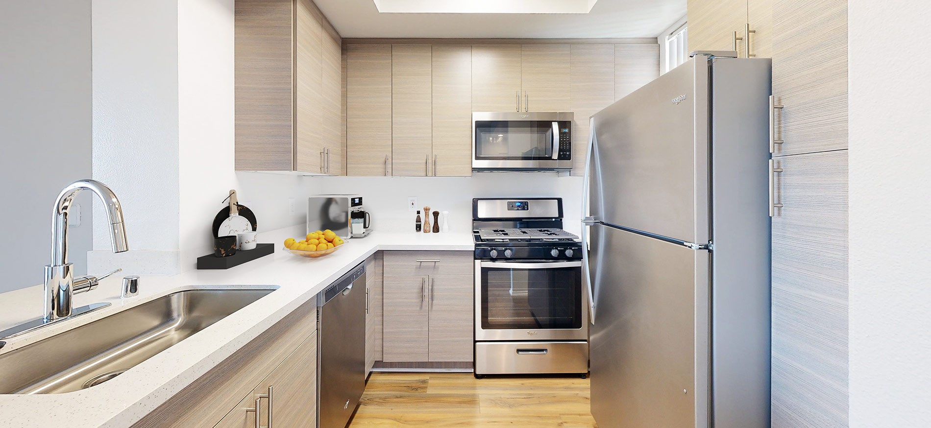 Tierra Del Rey staged kitchen