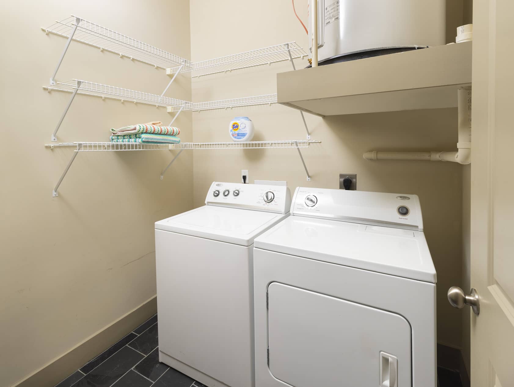 Towson Promenade Laundry Room