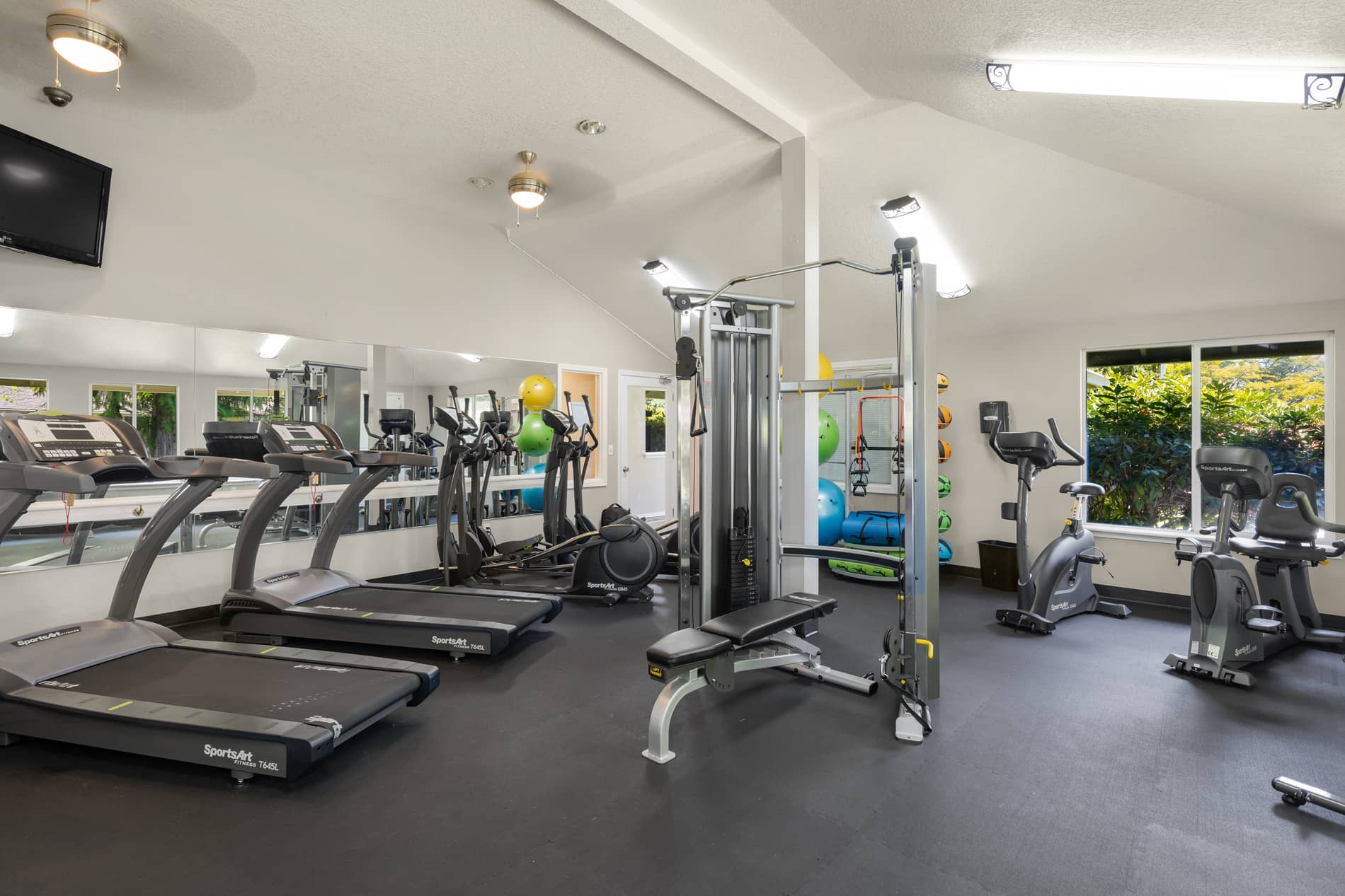 Tualatin Heights Fitness Center