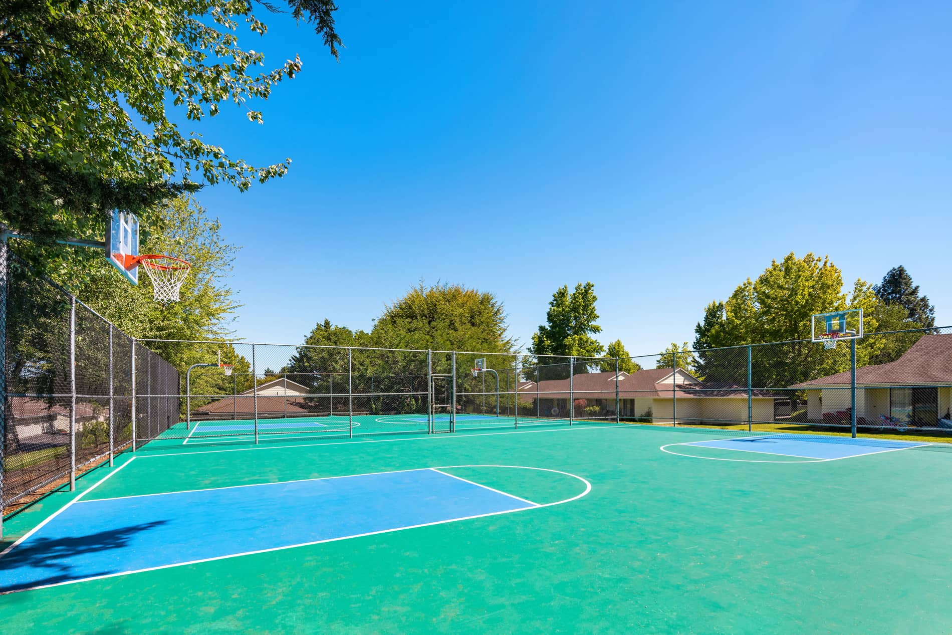 Tualatin Heights Tennis Courts