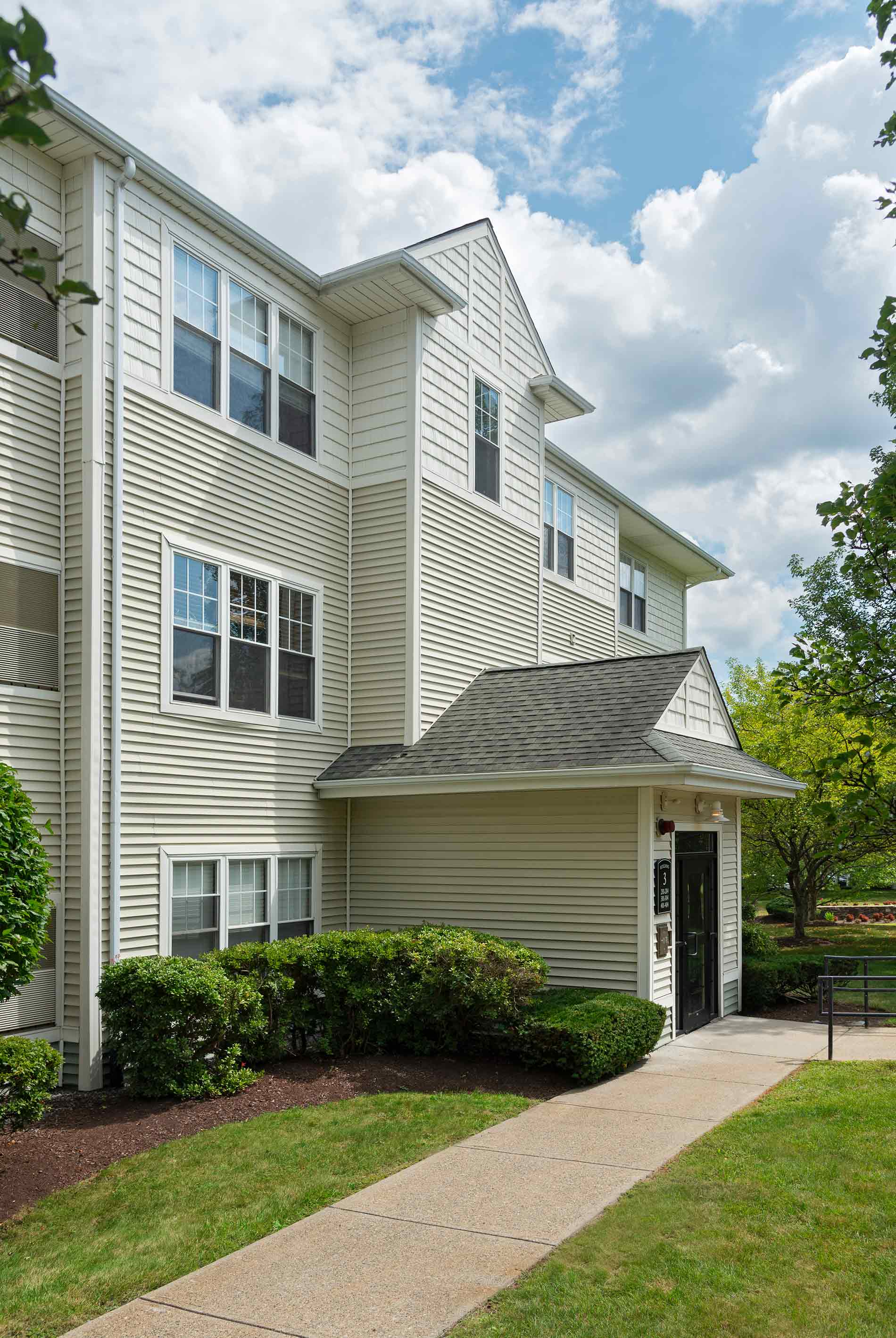 building exterior of Union Place apartments located in the Franklin neighborhood of Boston